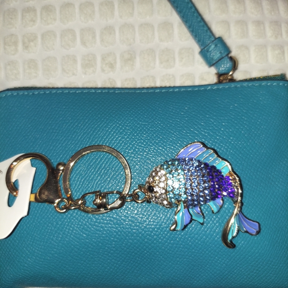 Enamel & Rhinestones Fish Keyring Purse Charm - Picture 5 of 11